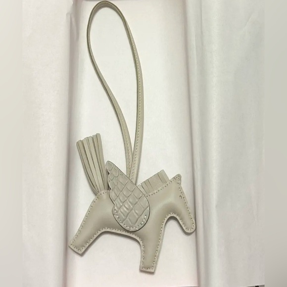 BNIB HERMES RODEO PEGASE TOUCH BAG CHARM - Picture 3 of 5